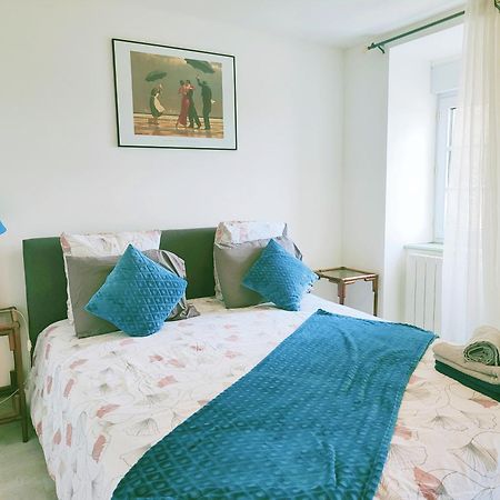 Les Appartements Du Marche Dinan Exterior photo